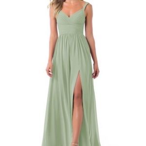 Green, formal dress, size 8, fits like a 6, worn once